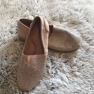 Shimmery bobs by sketcher